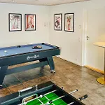 펜션 Four-bedroom In Sydals