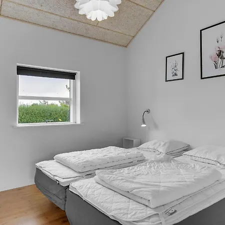Four-bedroom In Sydals Tatil Evi Skovbyballe