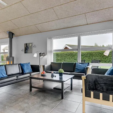 Four-bedroom In Sydals Tatil Evi Skovbyballe