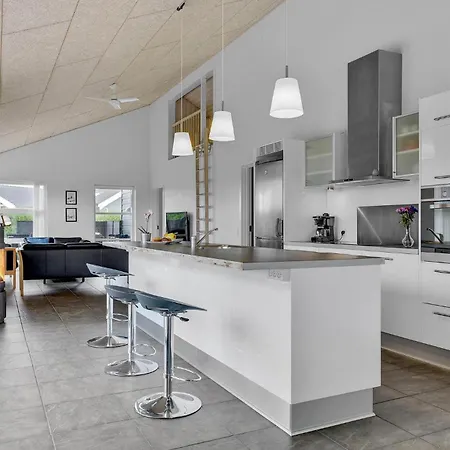 Four-bedroom In Sydals Tatil Evi Skovbyballe