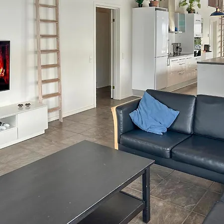 Four-bedroom In Sydals * Skovbyballe